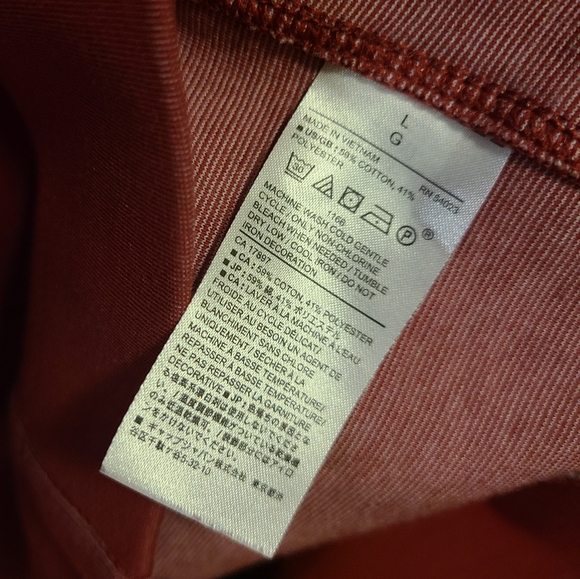Banana Republic - Red 1/4 Zip Sweatshirt - Picture 9 of 9